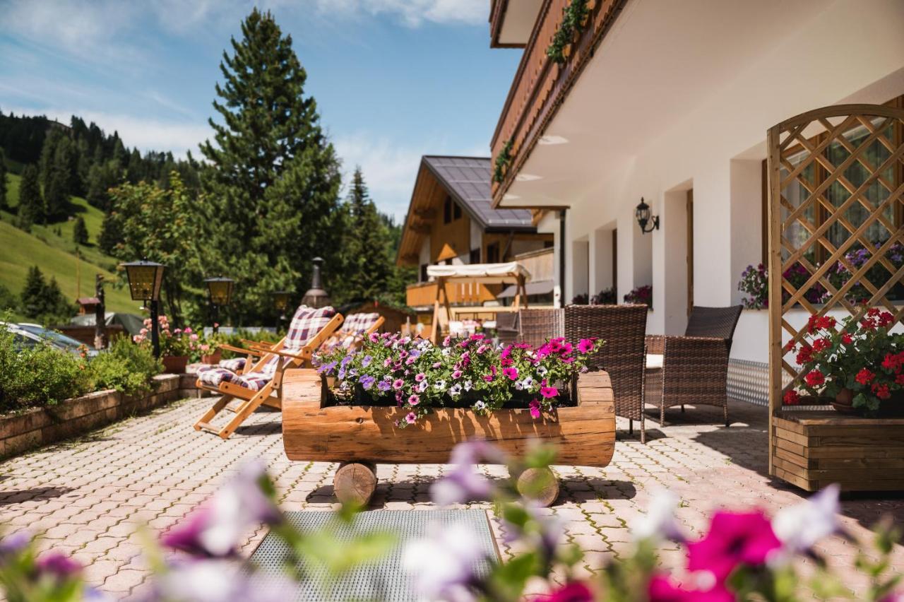 Laguscei Dolomites Mountain Hotel Arabba Esterno foto